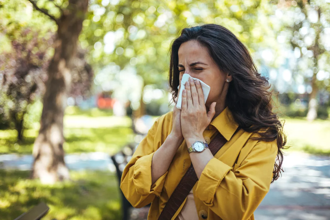 Hiking with Hay Fever: How to Enjoy Spring Adventures with Allergies